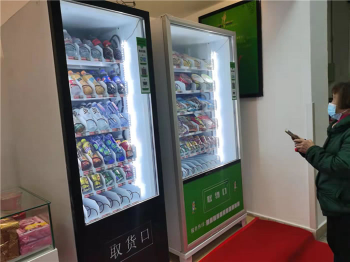 四川中青旅綿陽分社、綿陽市中旅假日旅行社、綿陽自來文化傳播有限公司24H自助售貨服務盛大開業(yè)