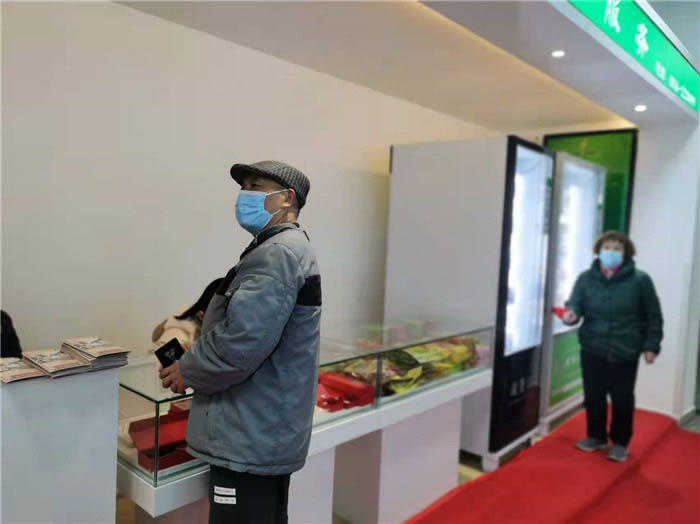 四川中青旅綿陽分社、綿陽市中旅假日旅行社、綿陽自來文化傳播有限公司24H自助售貨服務盛大開業(yè)