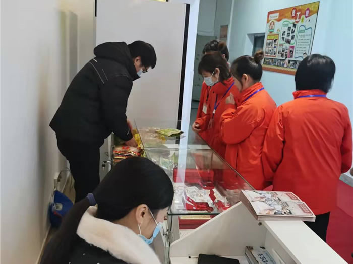 四川中青旅綿陽分社、綿陽市中旅假日旅行社、綿陽自來文化傳播有限公司24H自助售貨服務盛大開業(yè)