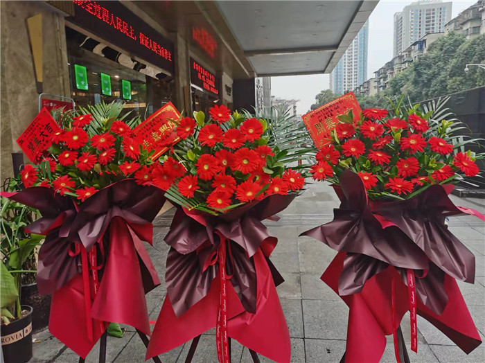 四川中青旅綿陽分社、綿陽市中旅假日旅行社、綿陽自來文化傳播有限公司24H自助售貨服務盛大開業(yè)